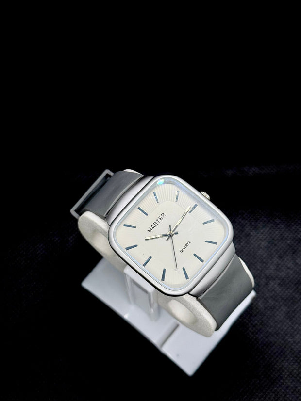 Master Quartz Watch For Men's Steel Back
